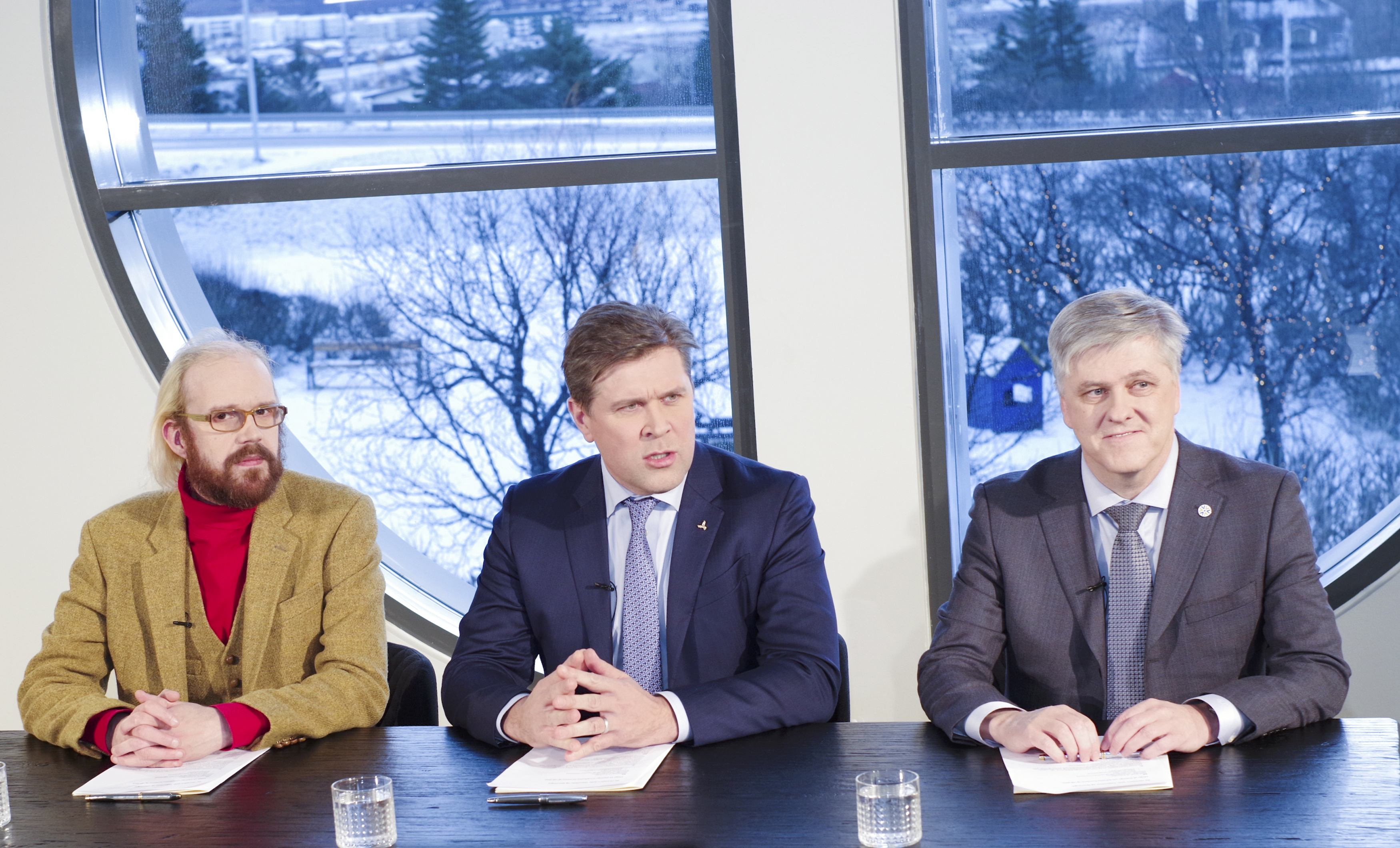 Bjarni Benediktsson the leader of the Icelandic Independence Party, a member of the parliament Ottarr Proppe and politican Benedikt Johannesson introducing the new Icelandic government agreement during a press conference in Kopavogur, Iceland, January 10, 2017. REUTERS/Geirix